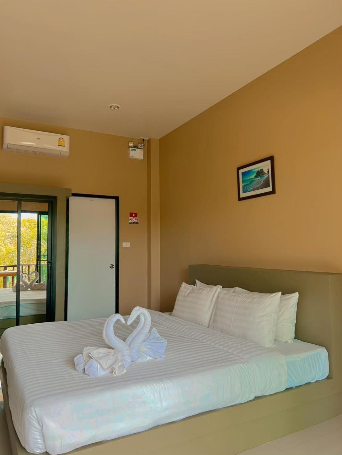Infinite Resort And Cafe Krabi town Екстериор снимка
